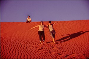 Zufriedenheit spüren - Peggy und Daniela in der Wüste 